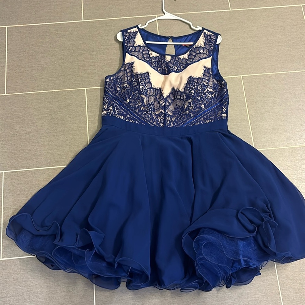 Blue formal dress with eyelash lace. Size 22